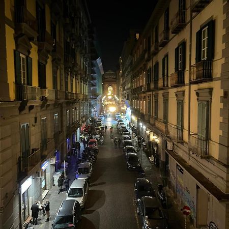Apartmán La Dimora Dei Borbone Neapol Exteriér fotografie