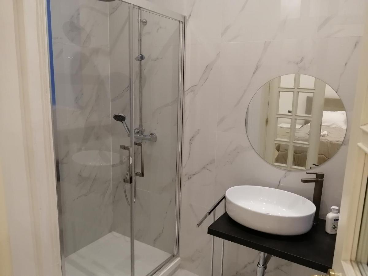 Apartmán La Dimora Dei Borbone Neapol Exteriér fotografie